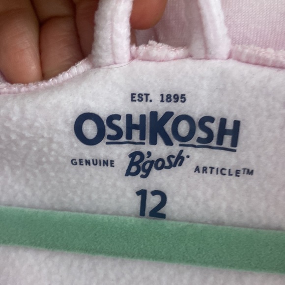OshKosh Bgosh robe with belt - Picture 3 of 4
